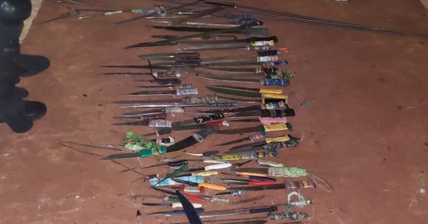 Estoques, lanzas y hasta planta de marihuana fueron incautados en la cárcel de PJC