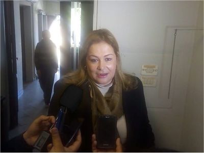 Juez admite imputación contra Roa por violación de la cuarentena