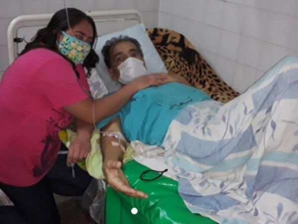 Emotiva boda: pareja se jura amor eterno en el hospital