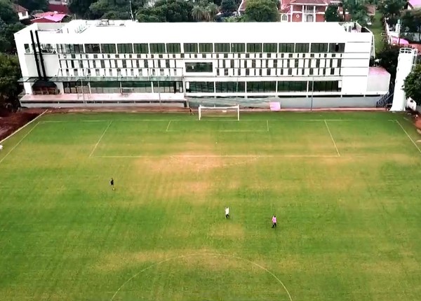 Así recibe Villa Olimpia al plantel franjeado