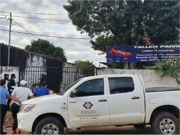 Allanan de nuevo taller donde presuntamente desarmaban autos robados