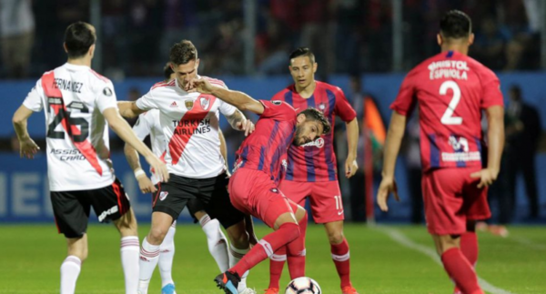 HOY / Para Oscar Ruiz, el VAR ayudó a River a pasar de fase en la Copa Libertadores