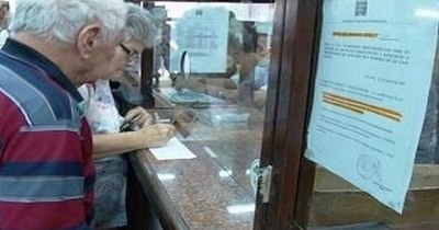 Hacienda: Hoy pagan devolución de aportes y haberes atrasados