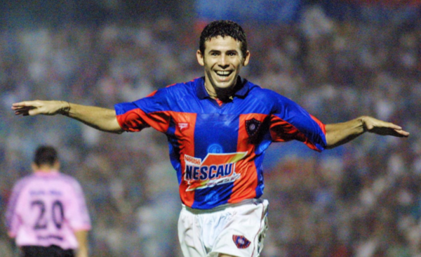 HOY / "Fui goleador y ni siquiera me invitaron a su centenario"