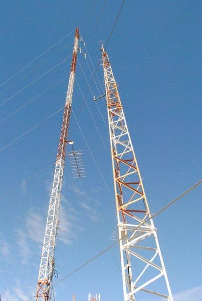 COVID-19: Antenas 5G no afectan a la salud, asegura experto  - Ancho Perfil - ABC Color