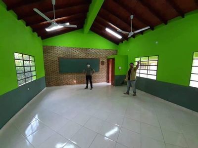 Finaliza obra en colegio de zona rural de Alto Paraná - ABC en el Este - ABC Color