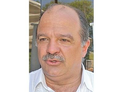 Compras públicas enfrentan a la UIP con importadores