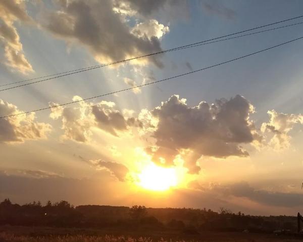 Jueves caluroso y húmedo, anuncia Meteorología