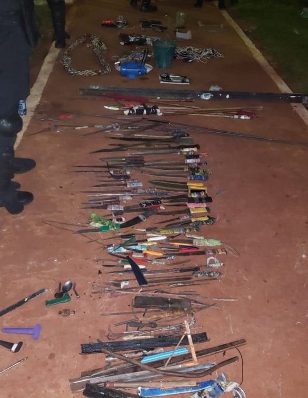 Estoques, lanzas y celulares fueron incautados en Penitenciaría de PJC » Ñanduti