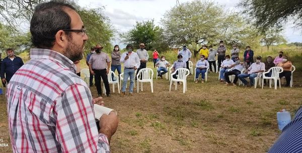 Productores de leche del Chaco reciben ayuda para superar sequía - Nacionales - ABC Color