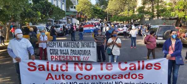 Enfermeros reclamaron insumos, equipos de bioseguridad y pago de plus salarial - Megacadena — Últimas Noticias de Paraguay
