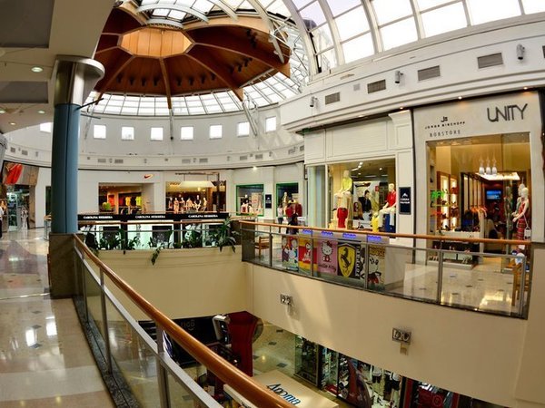 Shoppings piden mismo trato de restaurantes para sus patios de comida - ADN Paraguayo