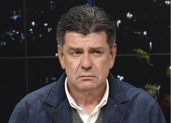 Treinta cadenas para perros: compra Efraín, paga el PLRA - ADN Paraguayo