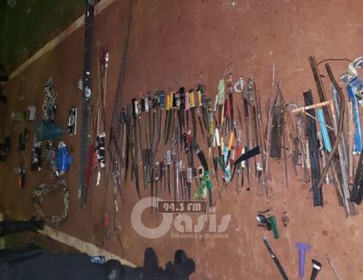 ​Estoques, lanzas y celulares fueron incautados en la cárcel de Pedro Juan