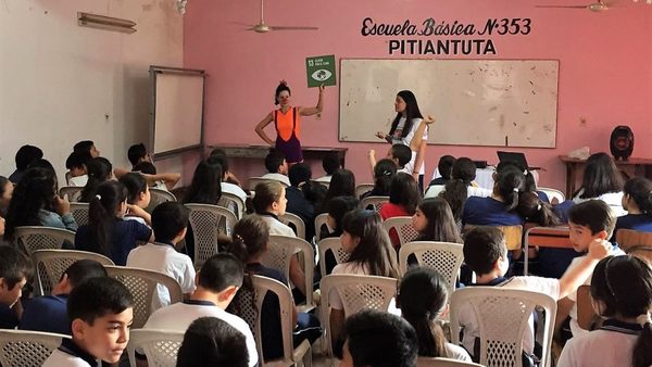 Analizan retorno gradual a las clases