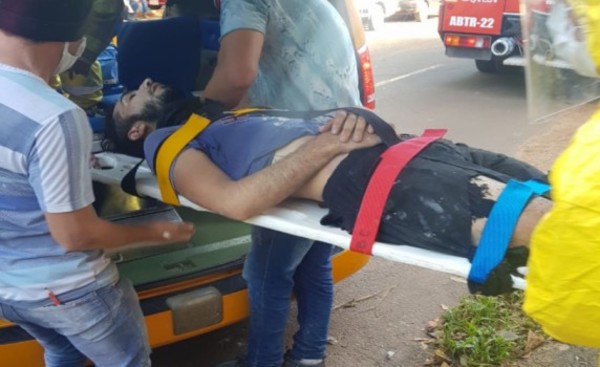Pintor recibe fuerte descarga eléctrica y sufre varias lesiones