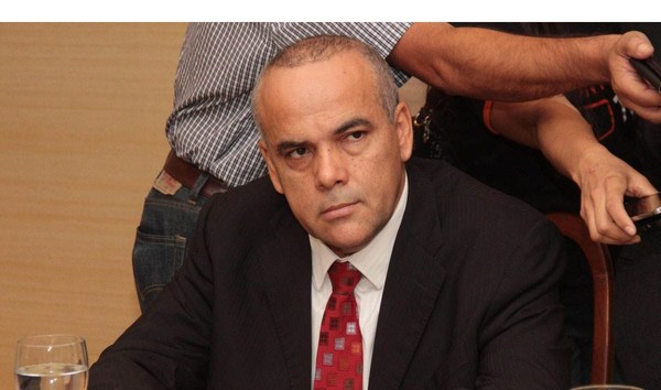 Comandante de la Fuerza Área se expone a denuncia penal por licitación amañada, dice diputado - ADN Paraguayo