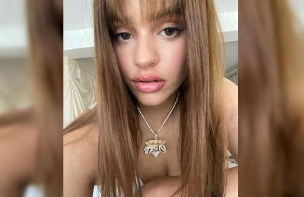 Las imágenes inéditas del último videoclip de Rosalía que muestran lo bien que lo pasa trabajando - C9N