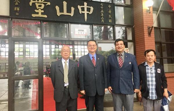 Chiang Kai-Shek anuncia cierre definitivo y padres denuncian que los tomaron por sorpresa