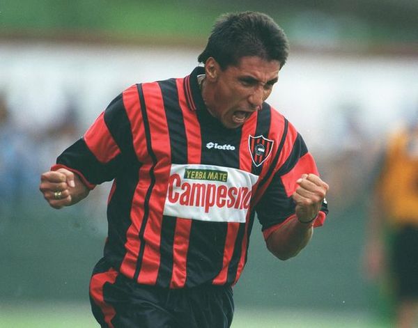 Eumelio Palacios: “No sabía cómo decirle a mi papá que iba a jugar al fútbol”
