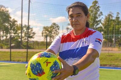 Irma Cuevas da clases virtuales en la SND - Polideportivo - ABC Color