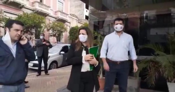 Fiscala adjunta dio garantías en investigaciones sobre compras en Salud