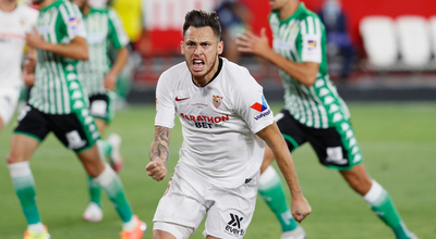 Sevilla se impone en casa y reabre La Liga con victoria ante el Betis