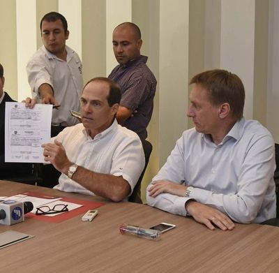 Empresarios hablan de desigualdad por la no habilitación de patios de comidas y anuncian conferencia de prensa  - Nacionales - ABC Color