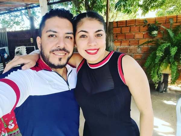 “Pesoca” Portillo volvió a mostrarse con su novia | Crónica