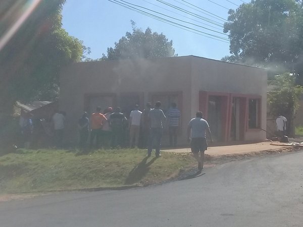 Incendio de vivienda en Campo 9 - Campo 9 Noticias