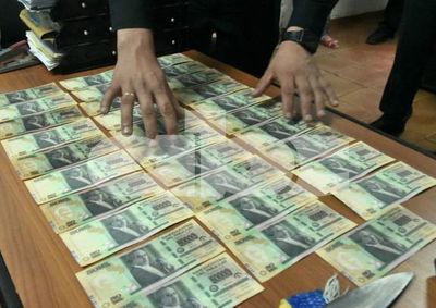 Detienen con billetes falsos a un hombre con 17 antecedentes - Nacionales - ABC Color