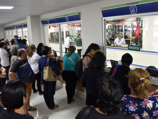 IPS anuncia nueva licitación y alega que cambio fue en gestión anterior