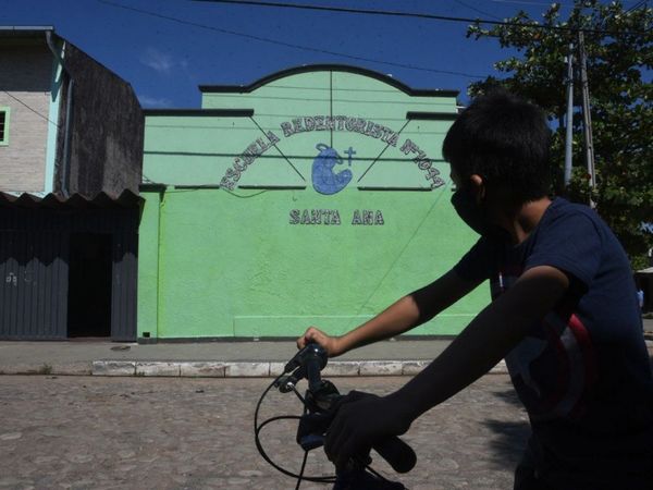 Más de 1.400 alumnos trasladados de colegio a causa de la pandemia