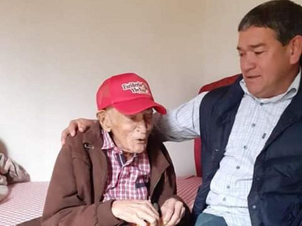 A sus 109 años, ex combatiente fue declarado hijo dilecto de Yby Yaú