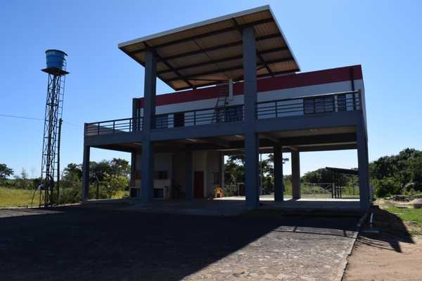 Yacyretá concluyó la construcción de puerto pesquero en Ayolas. - El Trueno