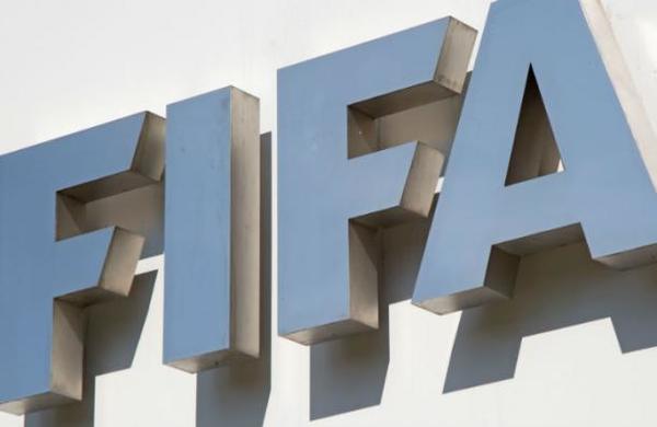 El inédito cambio en el reglamento de la FIFA para evitar jugadores desempleados - SNT