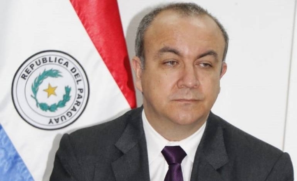 HOY / Robert Cano, viceministro de Educación, sobre cierre definitivo del Colegio Chiang Kai-shek