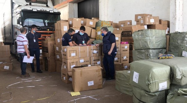Incautan millones de mascarillas y batas de bioseguridad que tenían como destino CDE