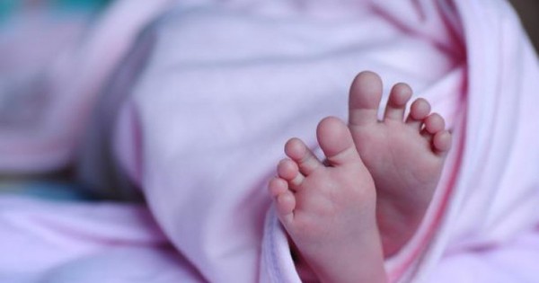 Bebé de 18 meses, víctima de golpes y supuesto abuso, en terapia intensiva