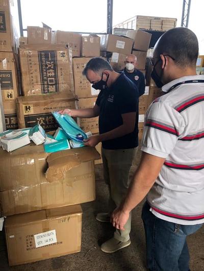 Ya fueron separados funcionarios aduaneros por caso de ingreso de presunto contrabando - Megacadena — Últimas Noticias de Paraguay