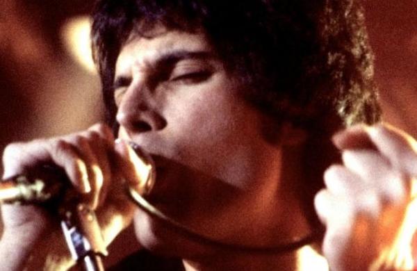 Revelan imágenes de Freddie Mercury que estuvieron ocultas por 30 años - SNT
