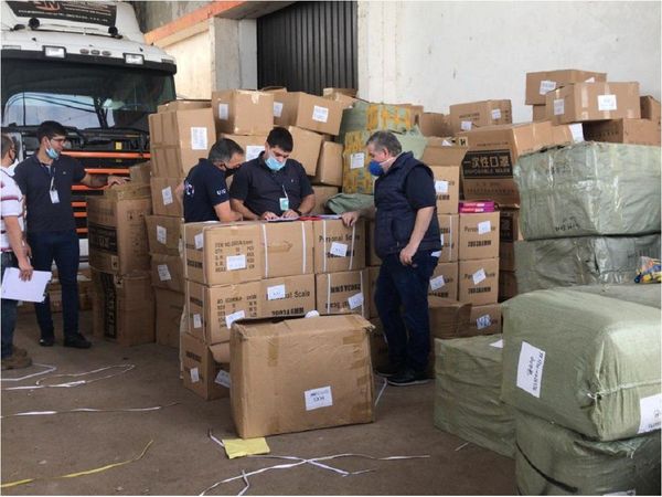 Incautan millones de mascarillas y trajes de bioseguridad tras ingreso irregular