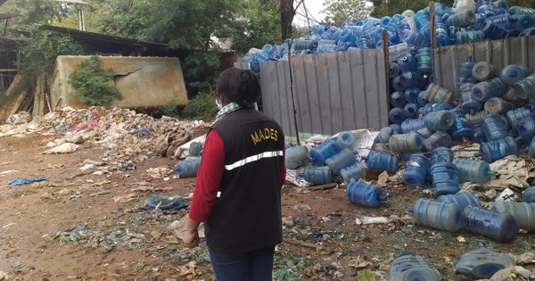 Mades interviene recicladora de Luque por mal manejo de residuos