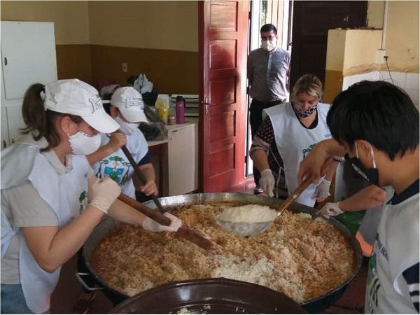 Brindan almuerzo para 250 personas en Encarnación