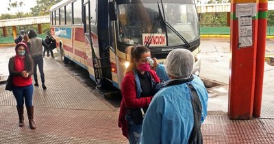 Habrá buses al interior el Día del Padre “solo si la gente se comporta”