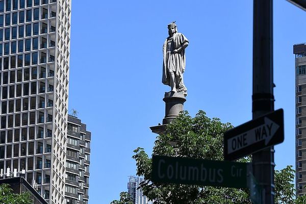 Las autoridades de Nueva York cierran filas en defensa de su estatua de Colón » Ñanduti