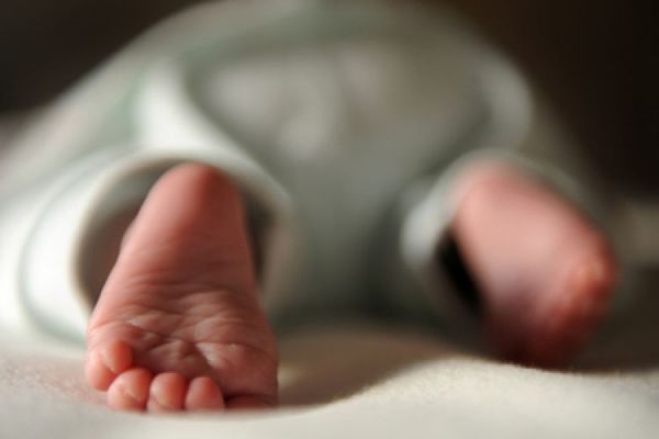 Beba de 18 meses en terapia intensiva ya había consultado en urgencias en varias ocasiones anteriores