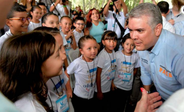HOY / Senadores acusados de violación a menores se oponen a cadena perpetua en Colombia
