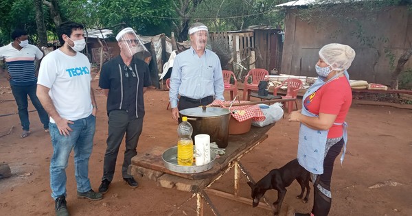 Porsche y Techo entregan alimentos a más de 1.200 personas