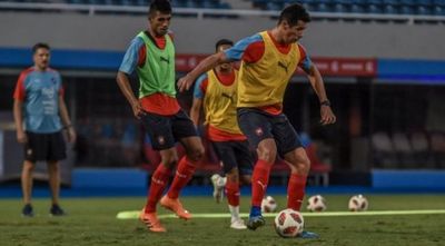 FIFA: futbolistas podrán jugar en hasta tres clubes la misma temporada